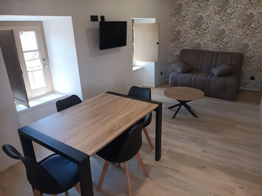 Chez David - Vacances Sous Les Toits Brioude Ngoại thất bức ảnh